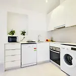 ALTIDO Fabulous 3-BR Apartment in Western Lisbon